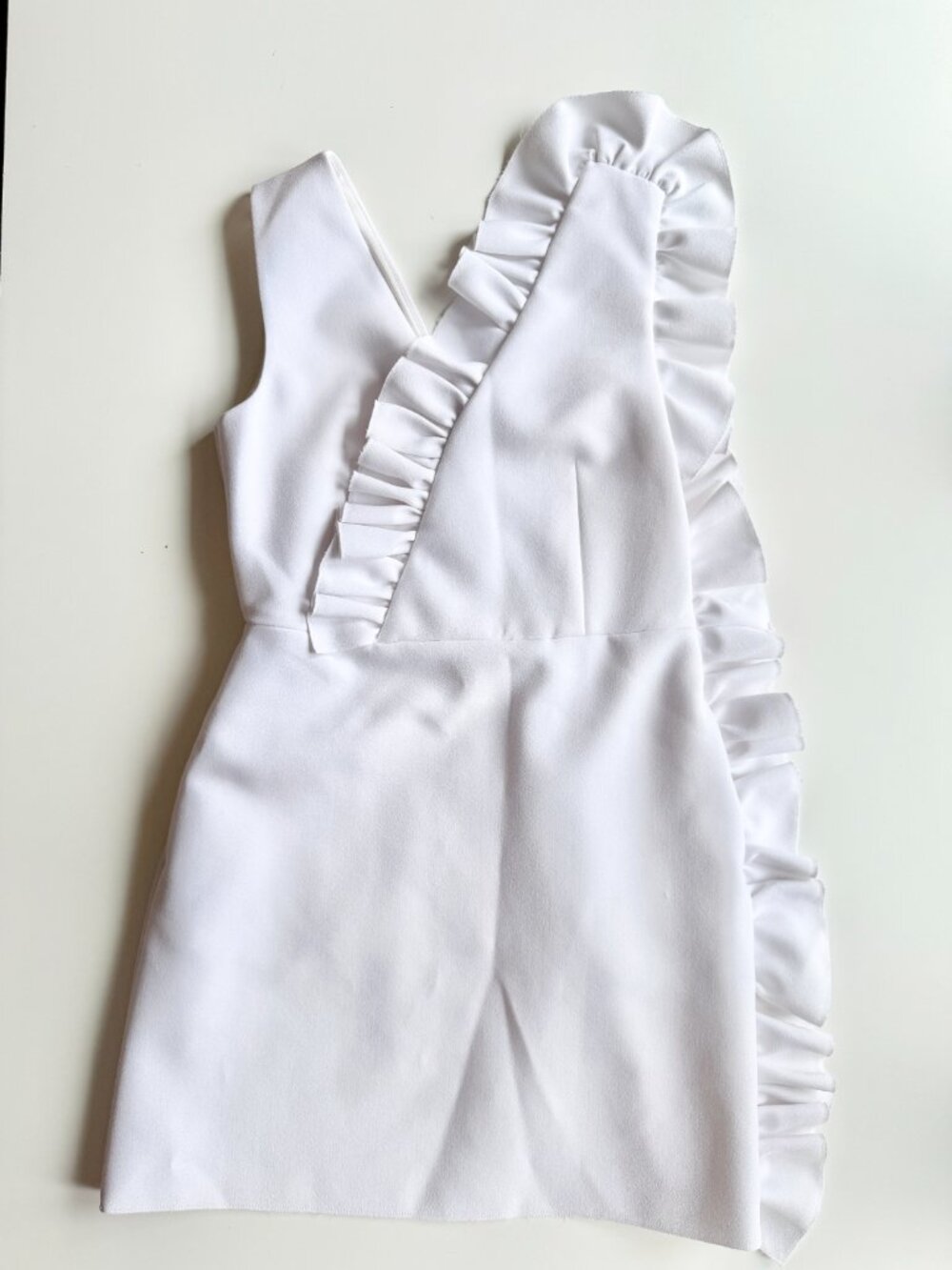 MSGM White Crepe V-Neck Ruffle Trim Mini Sheath Dress, Size 42/M - Picture 6 of 11